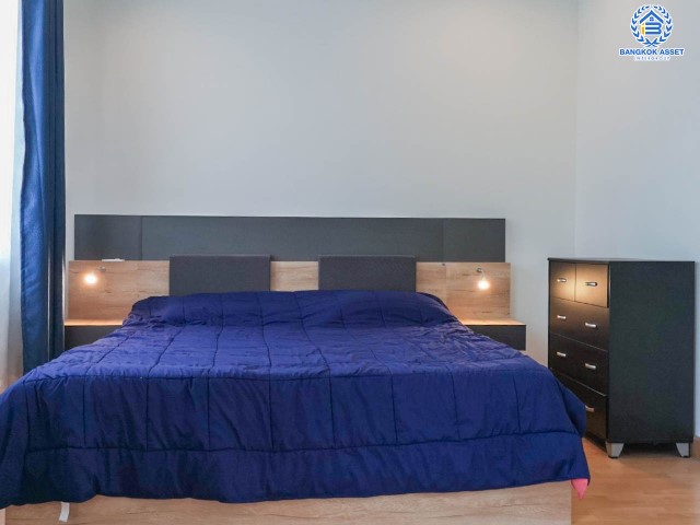 *****ทาวน์เฮ้าส์มือสองย่านปทุมธานี ม.ชวนชื่นทาวน์ รังสิต-คลอง1 เนื้อที่กว้างถึงเกือบ 23 ตร.ว. ฟังก์ชันจัดเต็ม 4 ห้องนอน 3 ห้องน้ำ 2 ที่จอดรถ บนทำเลเข้า-ออกเมืองสะดวก ใกล้รถไฟฟ้าสายสีแดง "สถานีรังสิต" และทางด่วน "อุตราภิมุข"